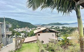 Vista incrível! Chalé com hidromassagem! FU01I